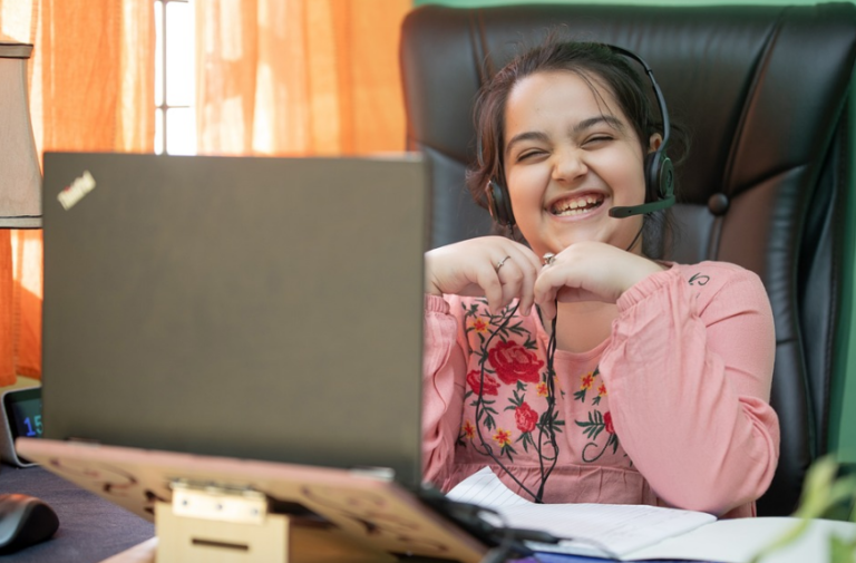 The Benefits of Service-Learning Projects in Enhancing Civic Engagement and Social Responsibility